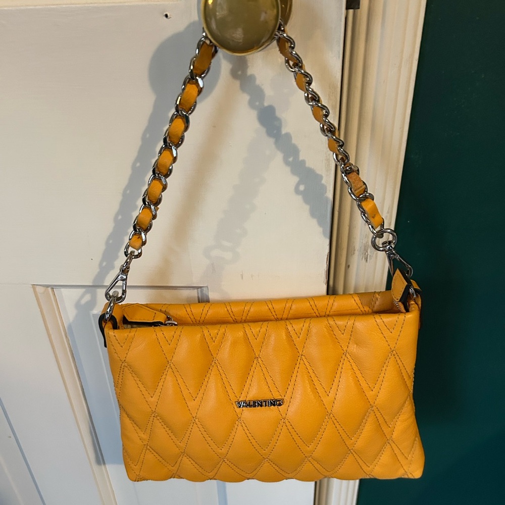 Leather yellow Valentino bag